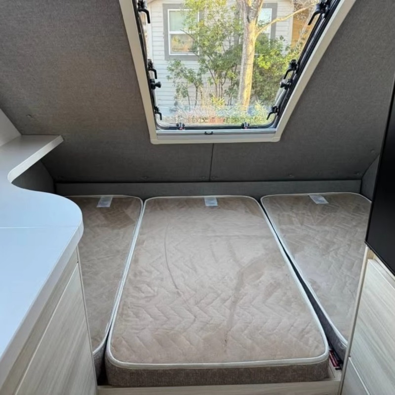 Camping-car personnalisé pour  - Outdoor Adventure Rv avis et prix